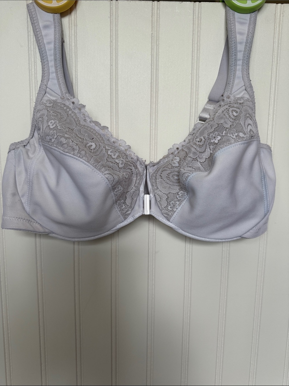 Glamorise Lace Underwire Bra in  white